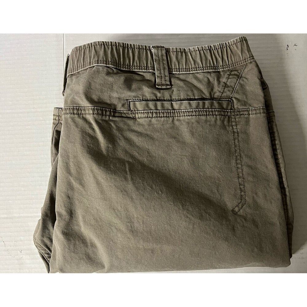 Wrangler Relaxed Fit Cargo Shorts Brown 44
